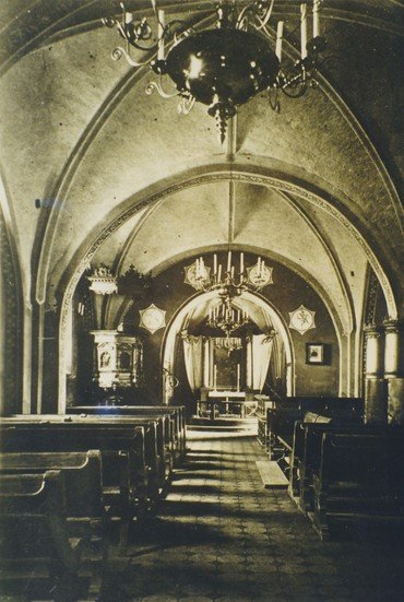 Kirken indefra 1890